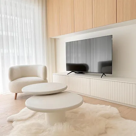 Nacre Apartment *